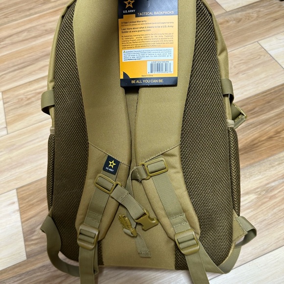 U.S. army  Backpack - Picture 3 of 4